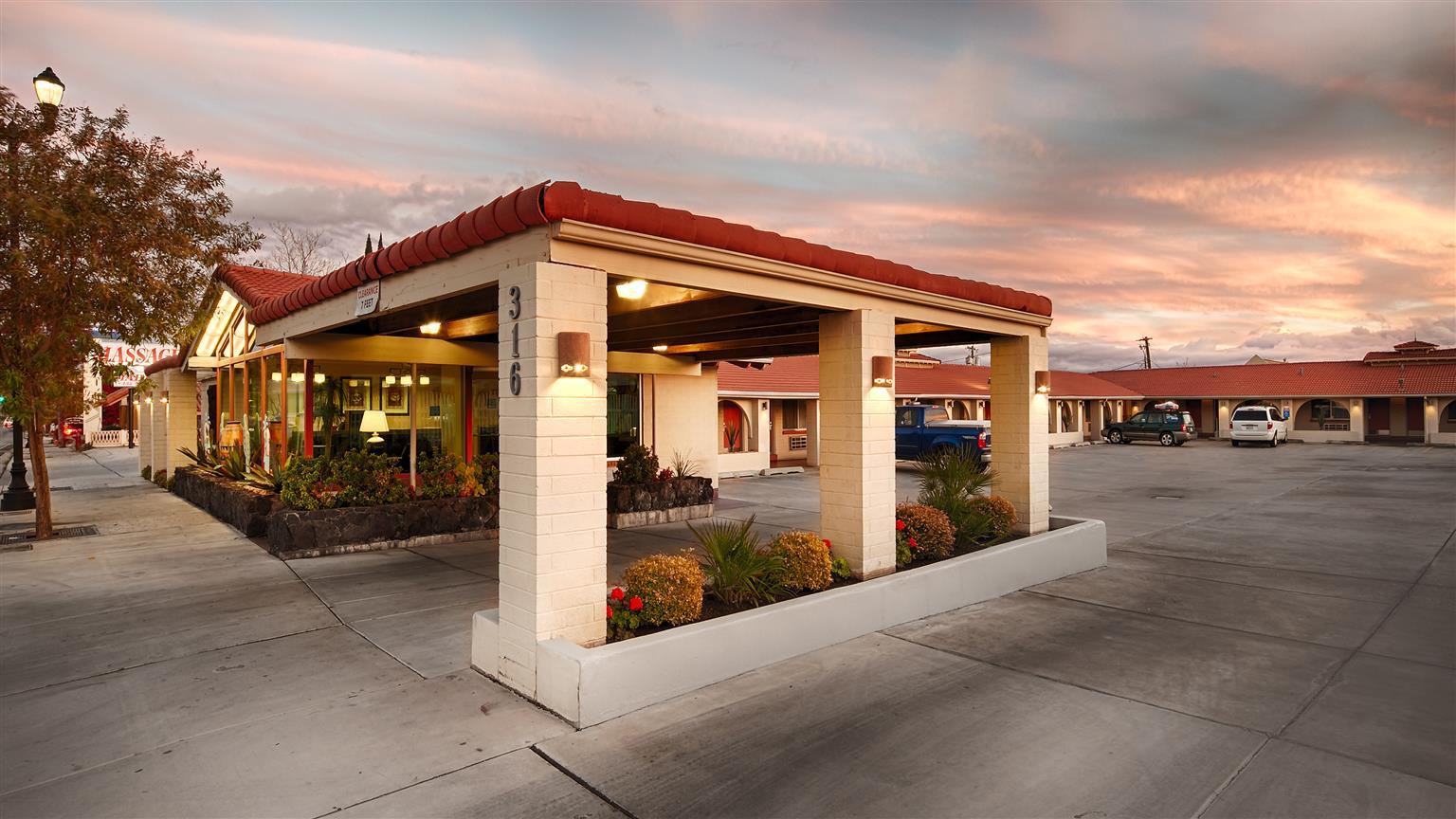 Aiden By Best Western St George St. George Exterior photo