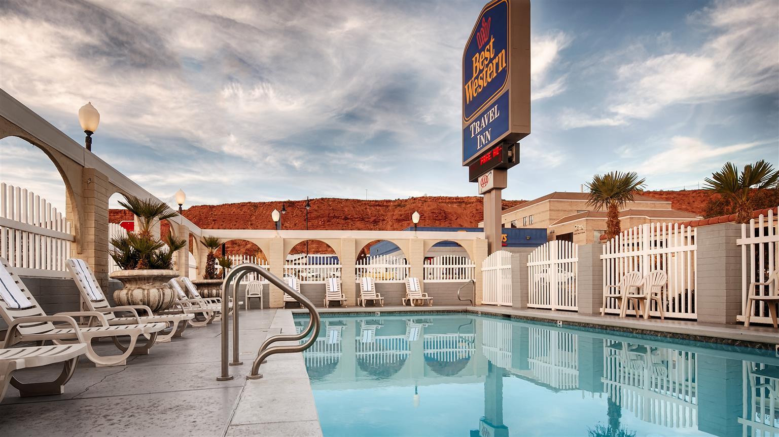 Aiden By Best Western St George St. George Exterior photo