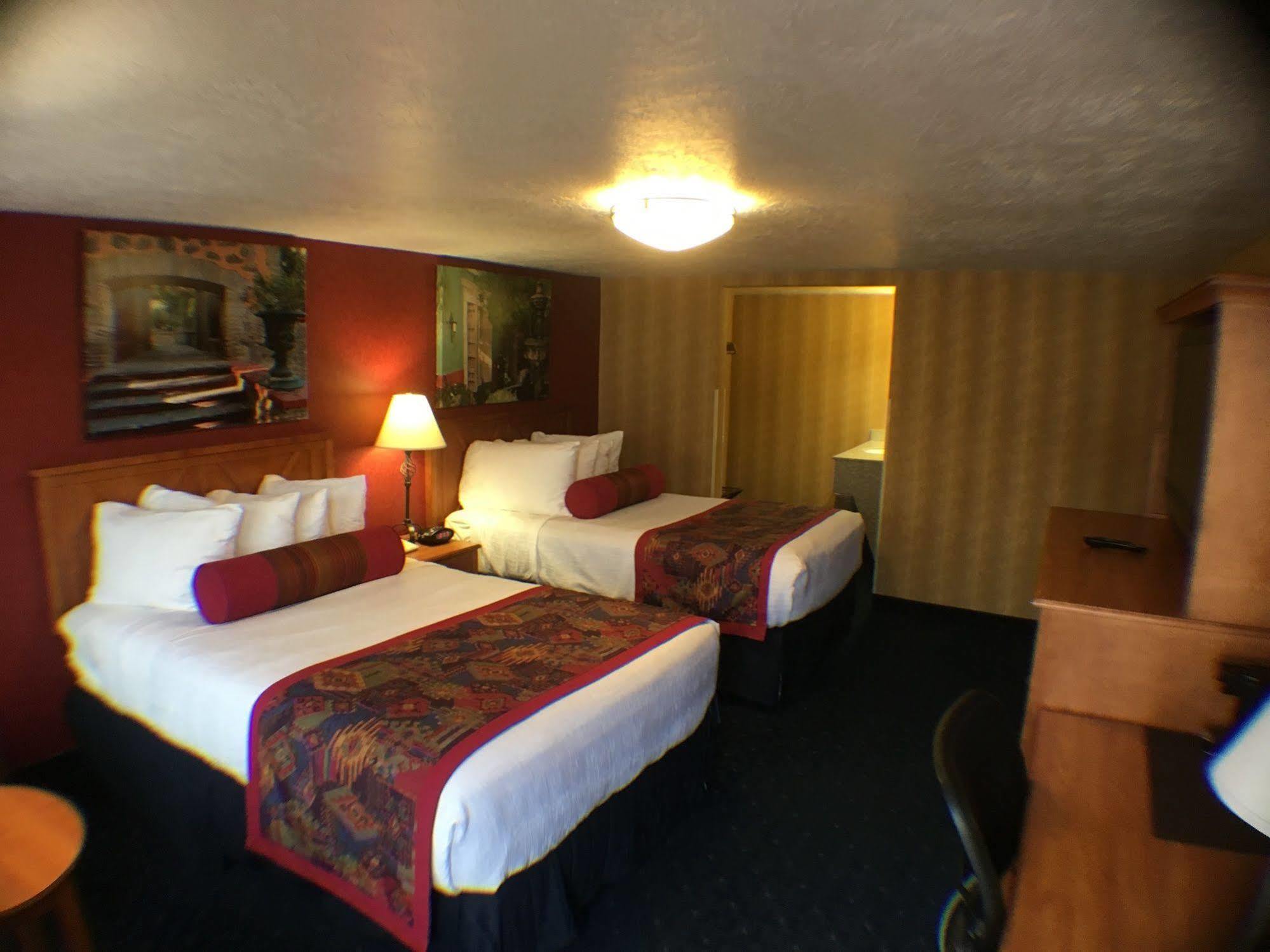 Aiden By Best Western St George St. George Exterior photo