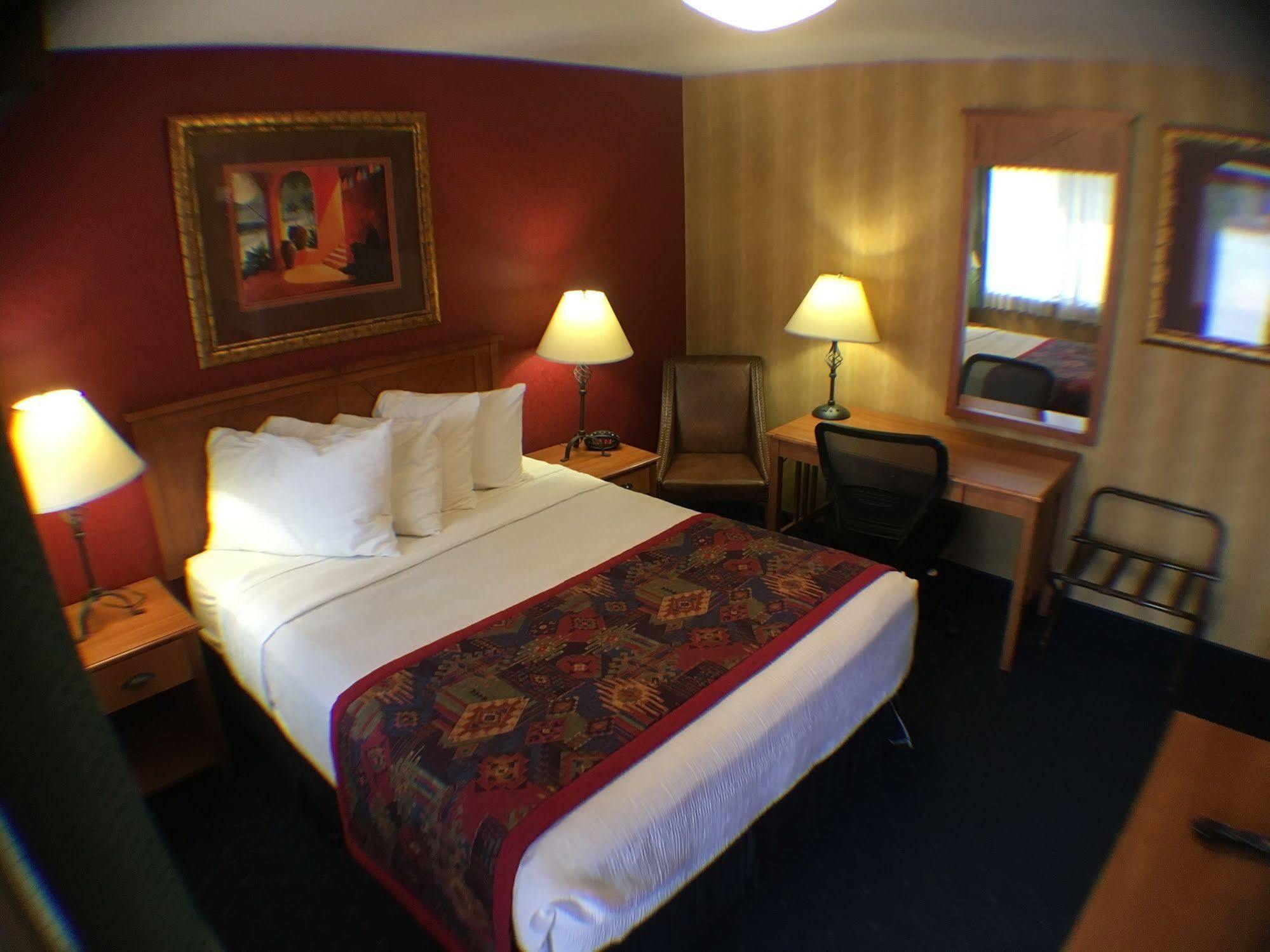 Aiden By Best Western St George St. George Exterior photo